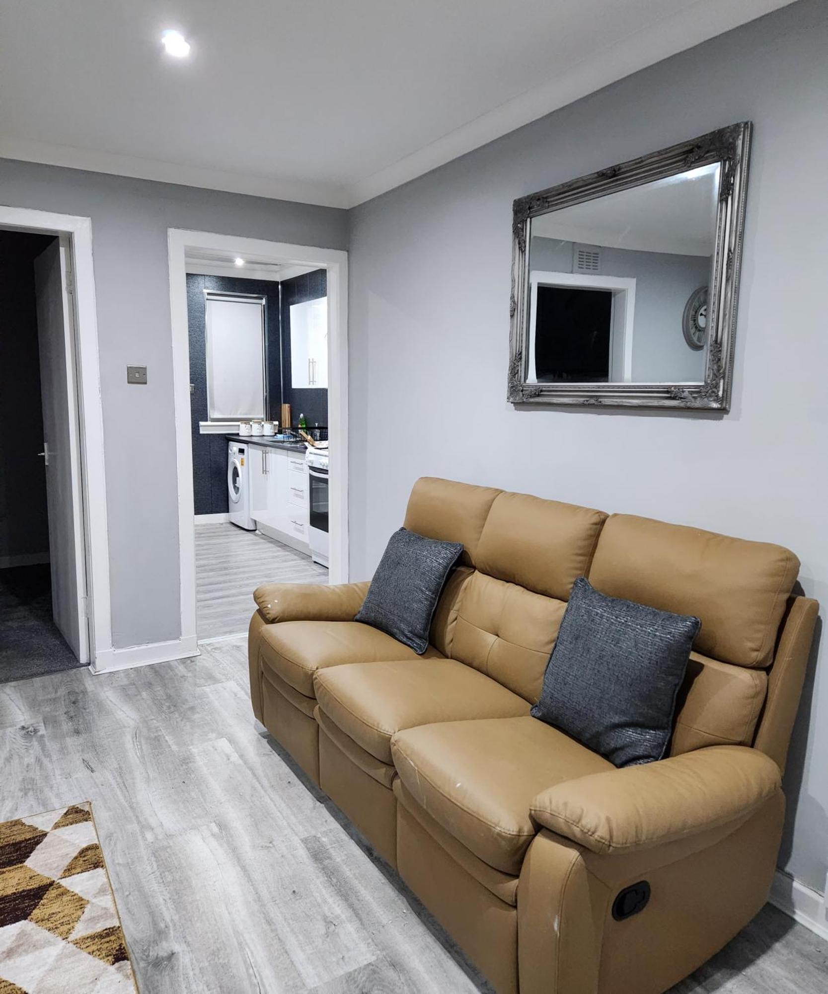 Fm Homes & Apartments 3 Bedroom Motherwell Εξωτερικό φωτογραφία